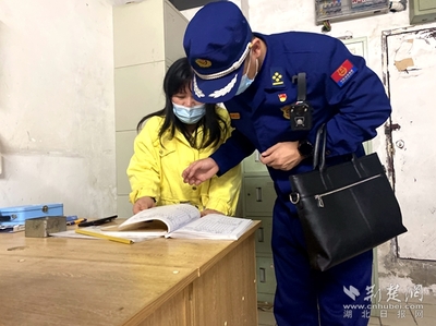 黃石港消防展開清明節(jié)前檢查 密織消防安全"防護網"