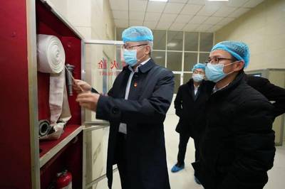 始終把安全放在首位!曹國良檢查春節(jié)前安全生產、疫情防控和食品安全等工作