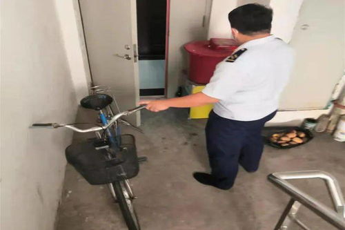 吉林市消防救援支隊(duì)經(jīng)開大隊(duì)深入轄區(qū)高層住宅小區(qū)開展消防安全檢查工作